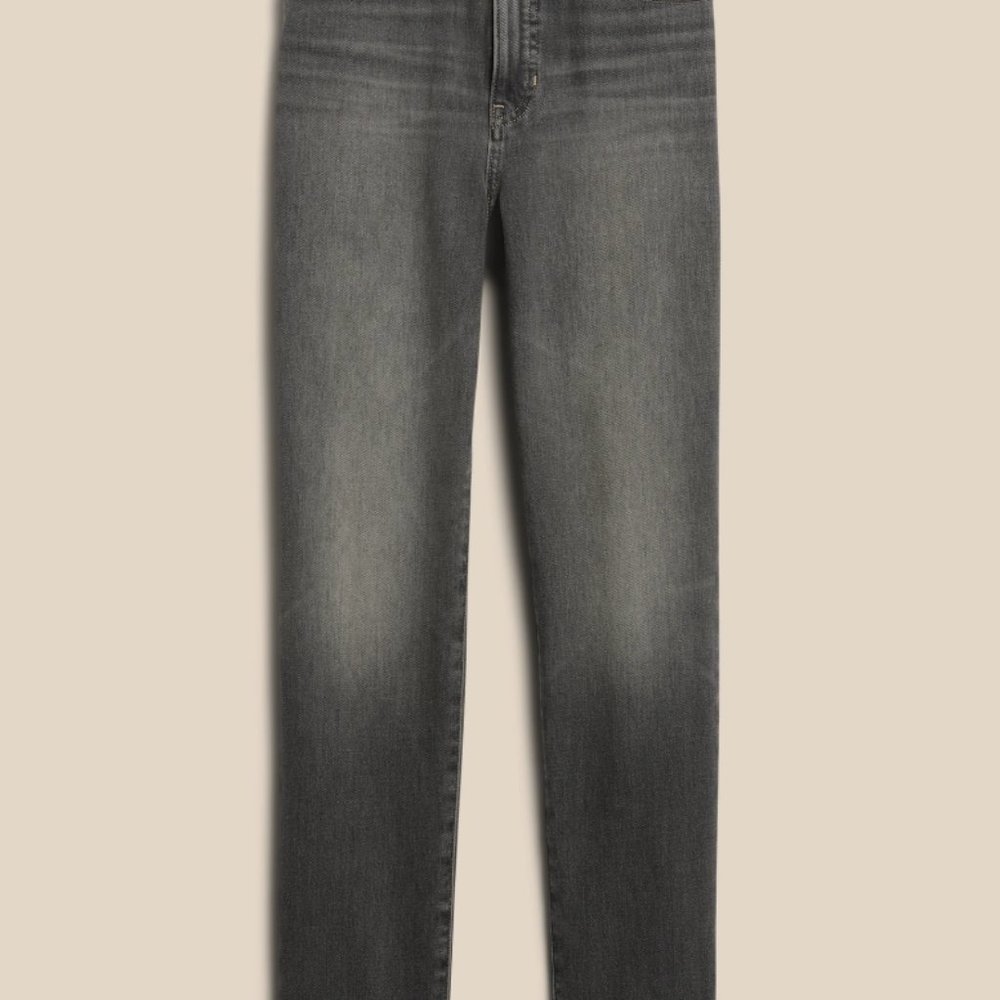 ULTRA HIGH-RISE SLIM JEAN SHORT, Charcoal Wash